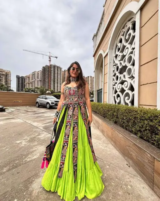 RE 651 Banglori Silk Mirror Work Wholesale Designer Navratri Lehenga Choli Collection - Image 2