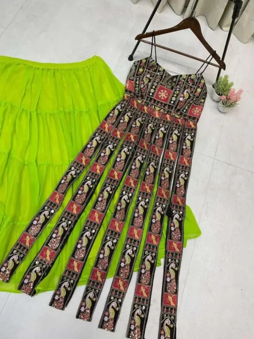 RE 651 Banglori Silk Mirror Work Wholesale Designer Navratri Lehenga Choli Collection - Image 4