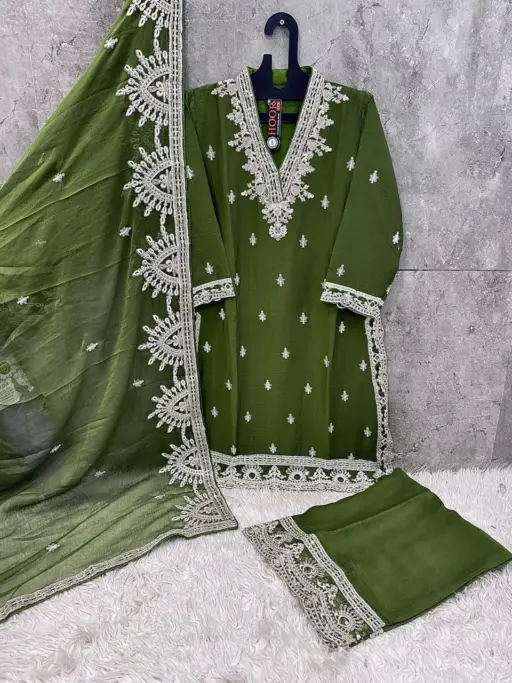 Hoor Tex HF-96 C To F Heavy Chiffon Wholesale Readymade Pakistani Suit Collection - Image 7