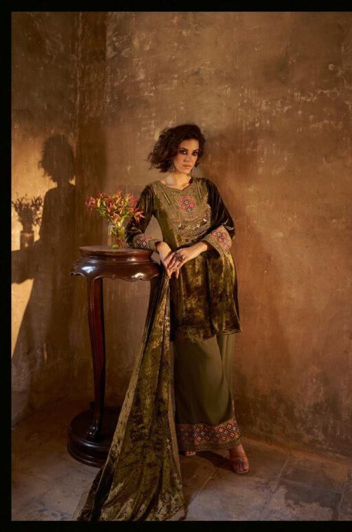 Aiqa Shuijing Viscose Velvet Fancy Handwork Wholesale Winter Collection - Image 11