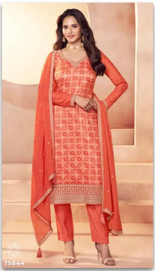 Vinay Fashion Llp Aarvi