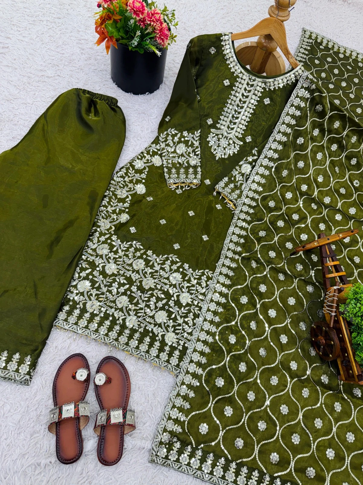 Rama Export Code-5320 Pure GMY SILK Wholesale Readymade Pakistani Suit Collection