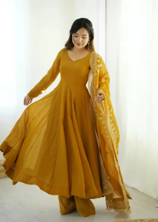 Rama Export SSR-5006 Heavy Fandy Silk Wholesale Designer Readymade Suit Collection