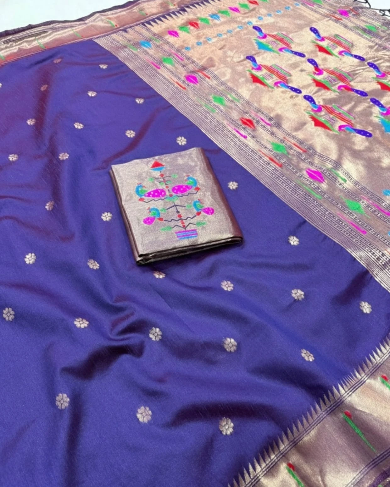 Vt 6084 T Khadi Row Silk Zari Weaving Saree Collection