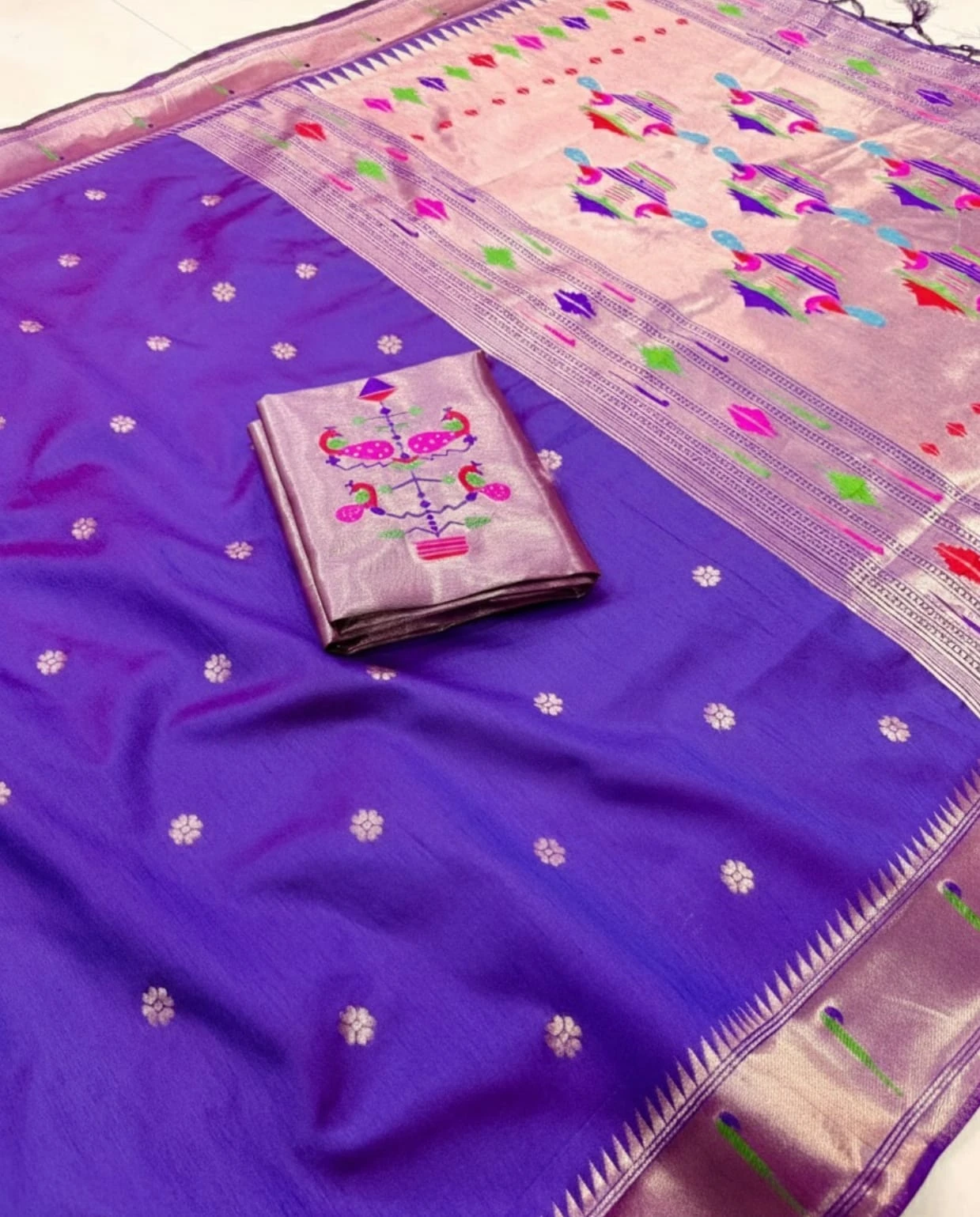 Vt 6084 T Khadi Row Silk Zari Weaving Saree Collection