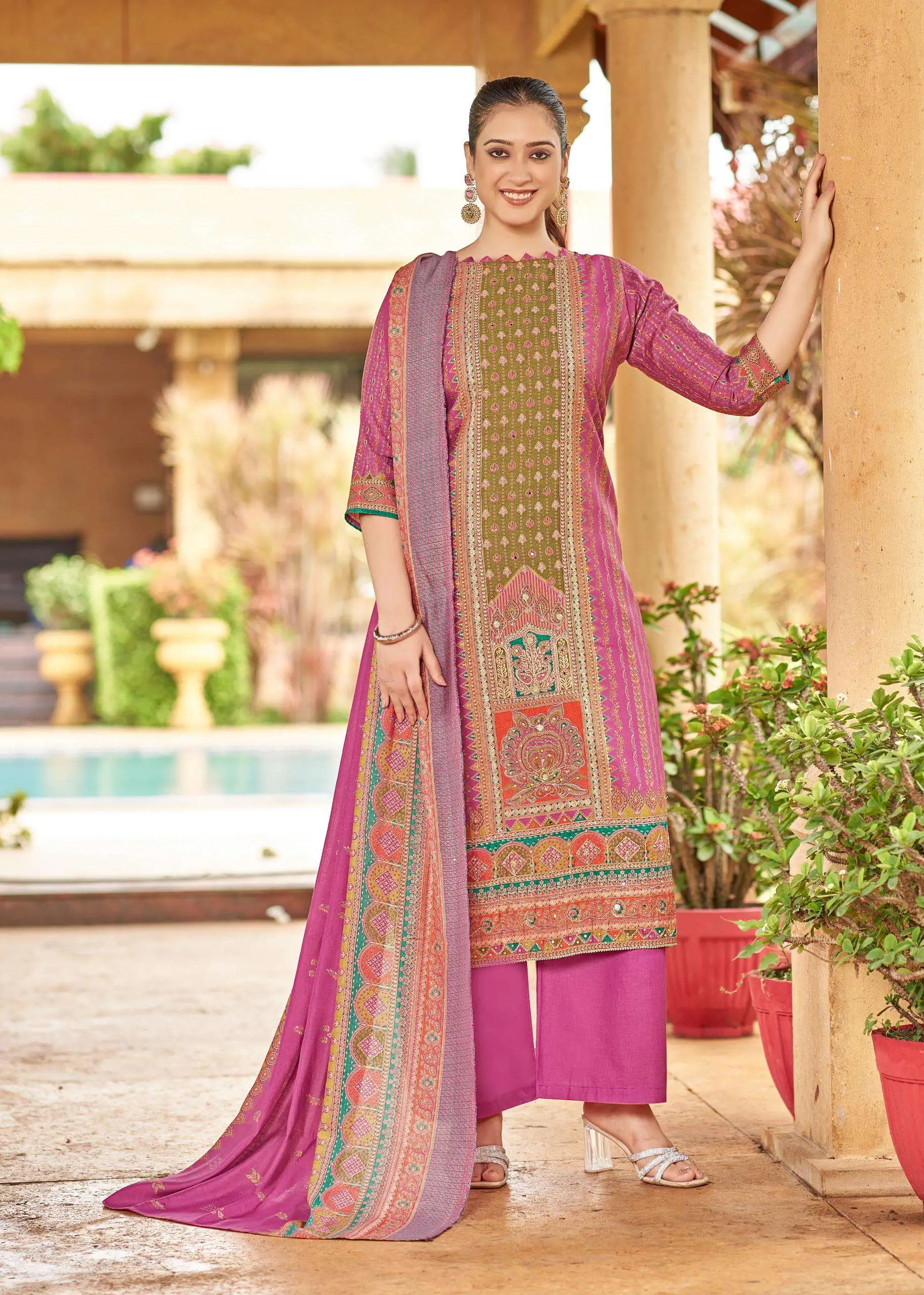 Alok Suits Tanishq - Image 3