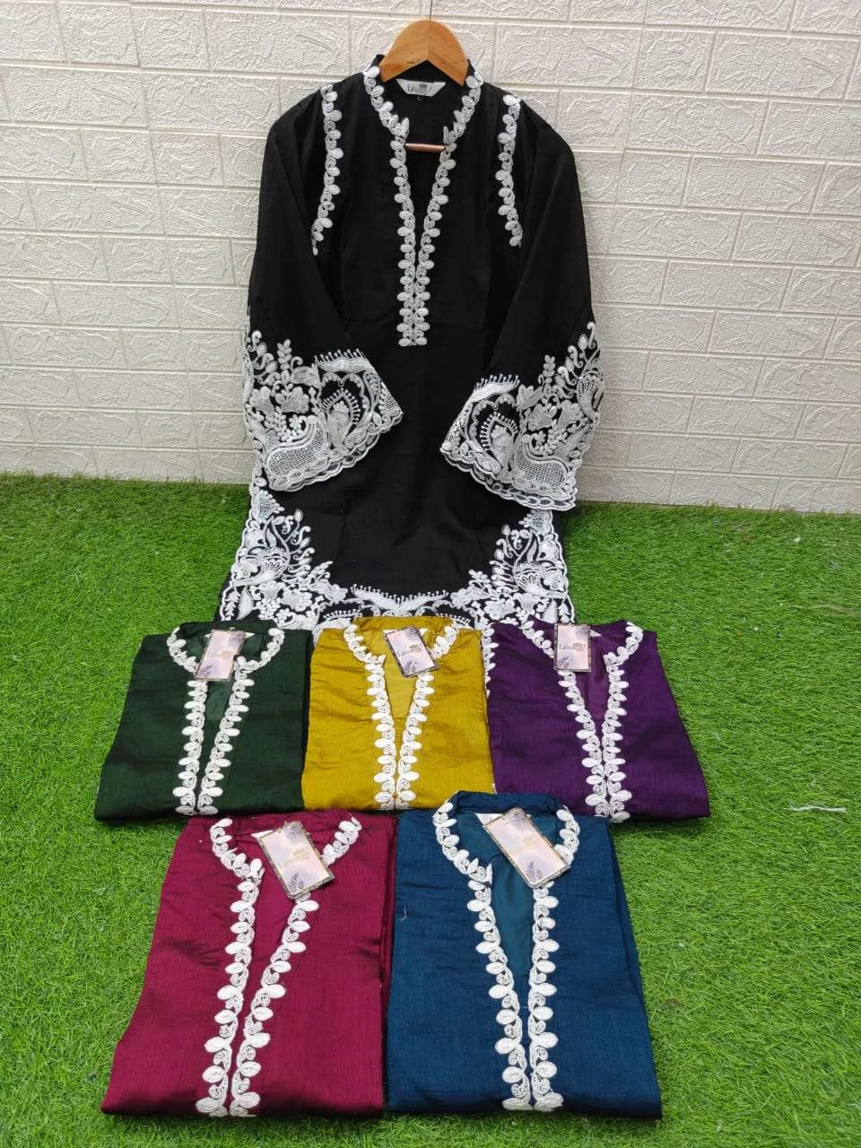 Laxuria Trendz D No 1588