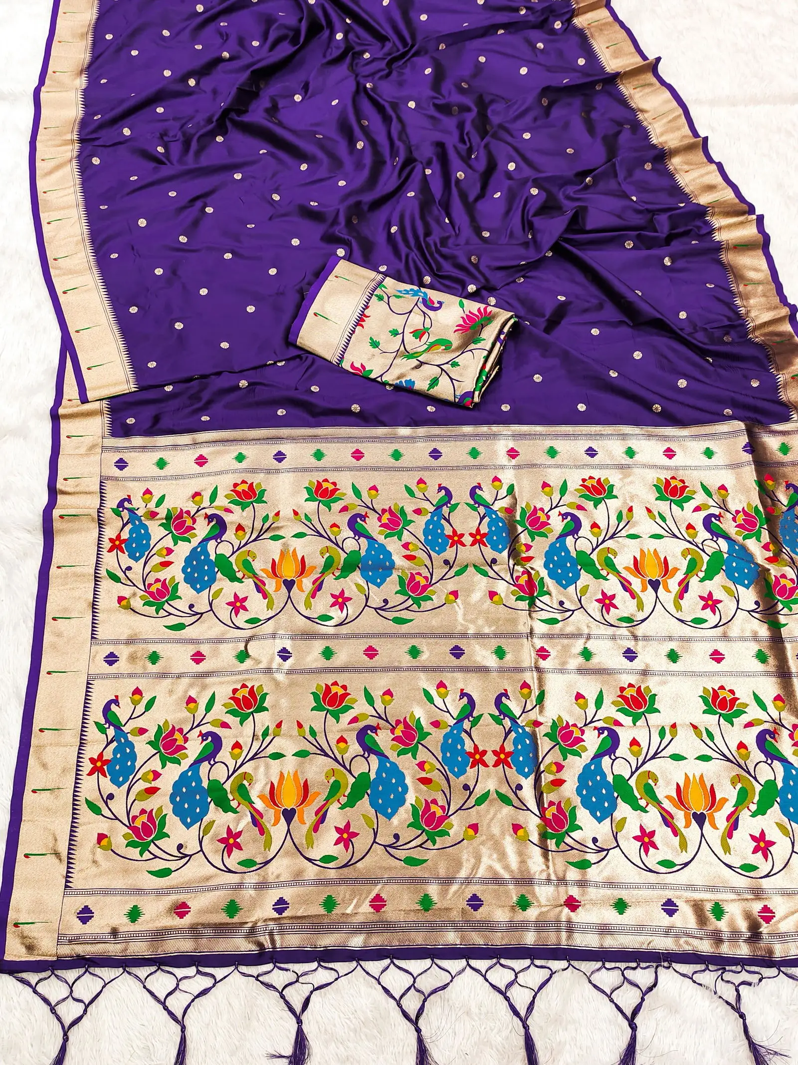 Mb 1180 Paithani Silk Golden Zari Embellished Saree Collection - Image 12